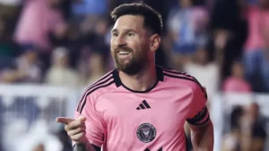 ميسي يؤكد عزمه العودة إلى برشلونة بعد مغادرته إنتر ميامي