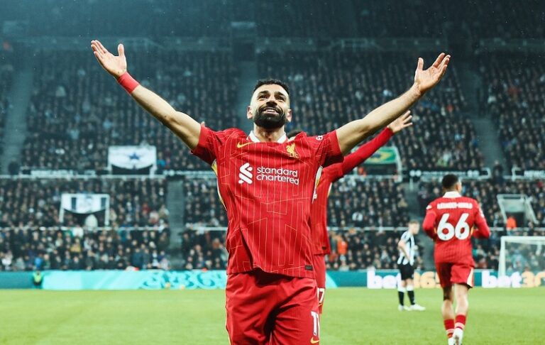 الهلال ينهى ارتباطه بنيمار ويركز على ضم محمد صلاح