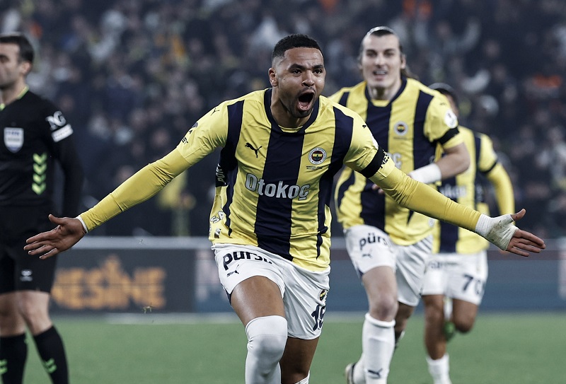 النصيري يتألق بثنائية جديدة ويقود فنربخشة لفوز مثير في الدوري التركي