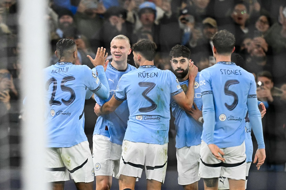 مانشستر سيتي يستهدف نجمين من برشلونة في الميركاتو الصيفي