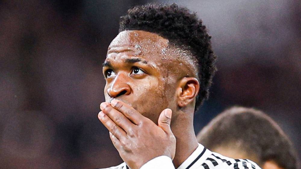 فينيسيوس جونيور يفتح الباب للانضمام إلى الدوري السعودي