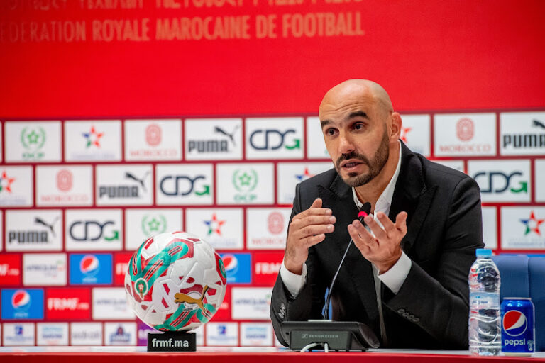 وليد الركراكي: المدرب الناجح هو من يتطور ولا يبقى رهينة للماضي
