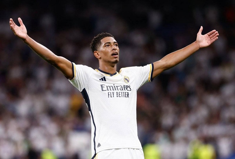 الإيقاف يبعد بيلينغهام عن مواجهتين لريال مدريد