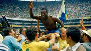 من هو أصغر لاعب فاز بكأس العالم؟